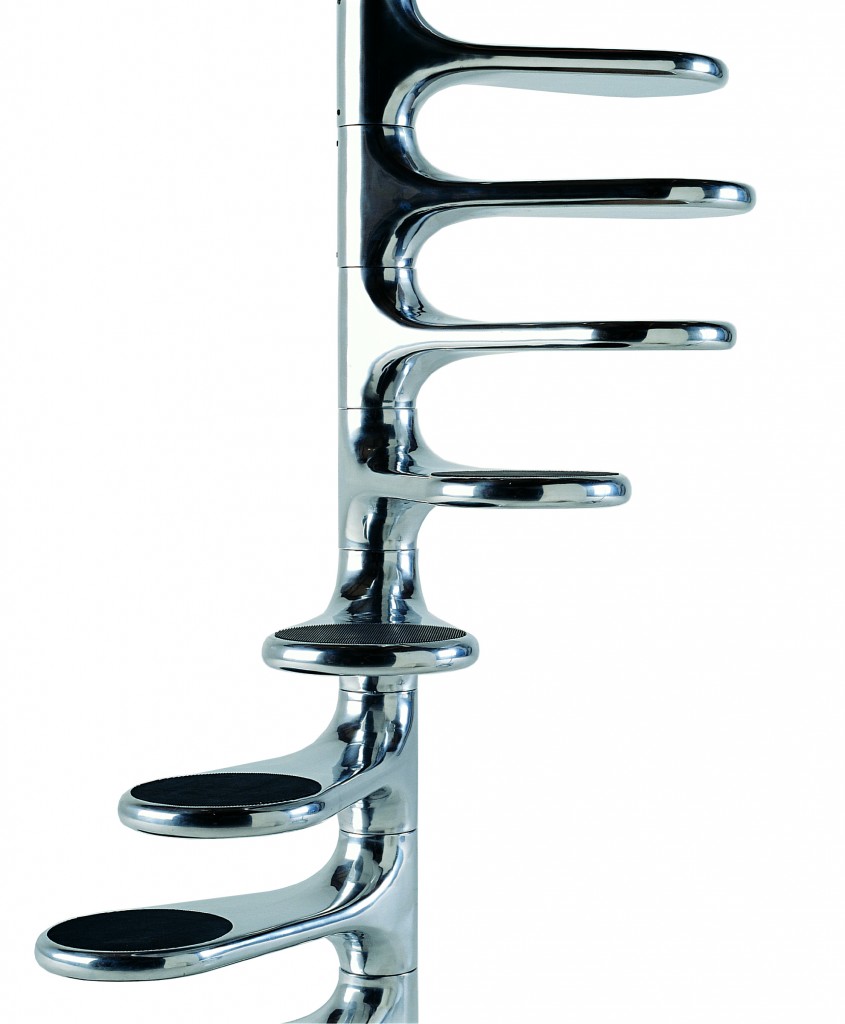 Escalier hélicoïdal M400 design Roger Tallon, Galerie Sentou